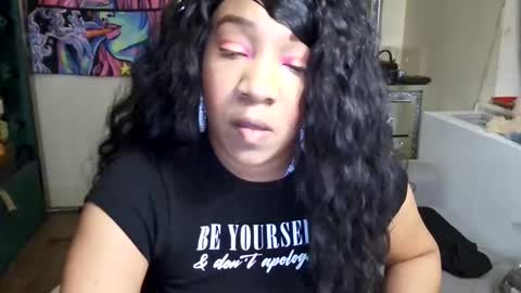 Yasmine pretty online show from January 18, 2025, 4:59 am