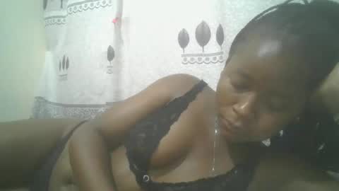 abella online show from March 3, 2025, 10:38 am