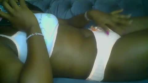 abella online show from September 20, 2025, 11:11 am
