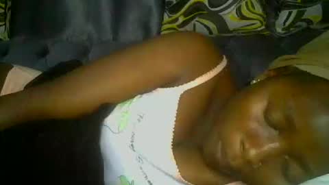 abella online show from September 20, 2025, 11:17 pm