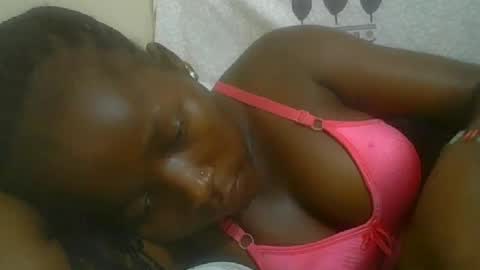 abella online show from October 20, 2025, 9:43 am