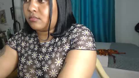 Snapshot of pretty_annah chatting on May 29, 2026, 6:11 am Annah online show from May 29, 2026, 6:11 am