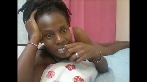 pretty_darya online show from February 3, 2025, 7:10 pm