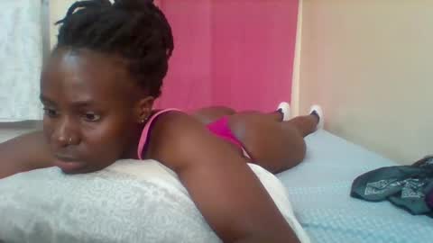 pretty_darya online show from February 5, 2025, 7:50 am