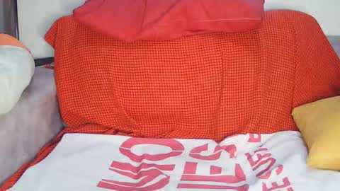 Pretty dollx01 online show from October 19, 2025, 12:28 pm