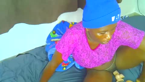 riri online show from September 18, 2025, 8:33 pm