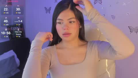 Snapshot of pretty_johnson_ chatting on April 12, 2026, 11:59 am pretty online show from April 12, 2026, 11:59 am