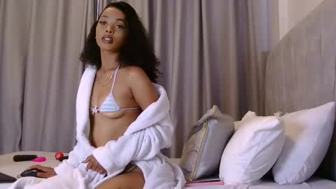 pretty_josey online show from March 8, 2026, 3:54 am