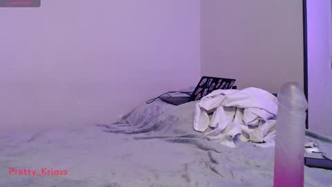 Snapshot of pretty_kriass chatting on March 4, 2025, 4:30 pm Pretty Kriss online show from March 4, 2025, 4:30 pm