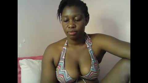 Snapshot of pretty_kylah chatting on November 6, 2025, 9:32 am pretty_kylah online show from November 6, 2025, 9:32 am