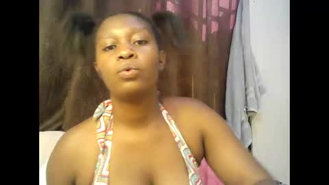 Snapshot of pretty_kylah chatting on February 20, 2026, 6:37 am pretty_kylah online show from February 20, 2026, 6:37 am