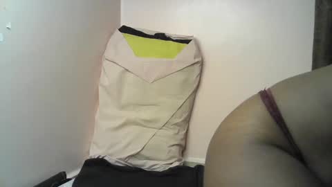 Snapshot of pretty_kylah chatting on February 21, 2026, 10:16 am pretty_kylah online show from February 21, 2026, 10:16 am