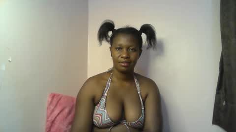 Snapshot of pretty_kylah chatting on February 21, 2026, 10:33 pm pretty_kylah online show from February 21, 2026, 10:33 pm