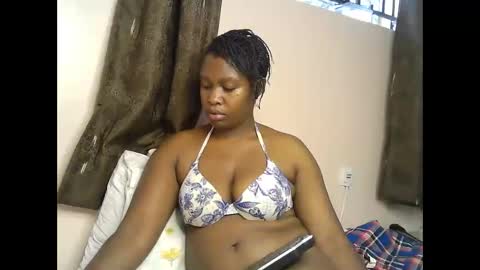 pretty_kylah online show from April 13, 2026, 12:32 pm