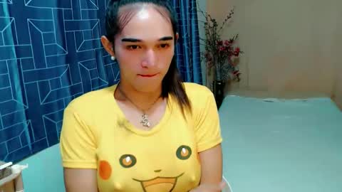 pretty_lady_kitty online show from May 19, 2026, 2:45 pm