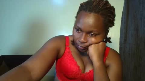 Essy online show from January 13, 2026, 4:56 pm