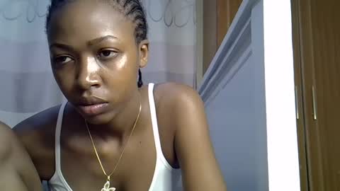 Snapshot of pretty_petite24 chatting on December 31, 2024, 1:19 pm pretty_petite24 online show from December 31, 2024, 1:19 pm