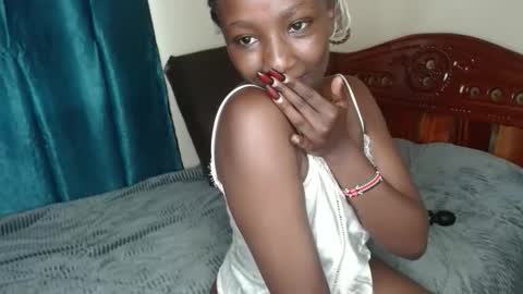 pretty_queen2012 online show from March 6, 2026, 11:28 am