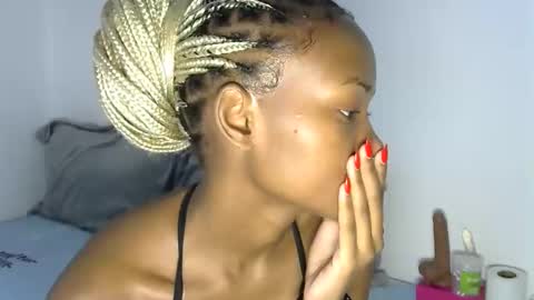 Pretty doll online show from November 27, 2025, 9:44 am