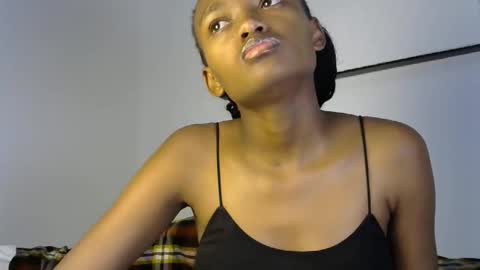 Snapshot of pretty_queennie chatting on May 12, 2026, 10:29 pm Pretty doll online show from May 12, 2026, 10:29 pm