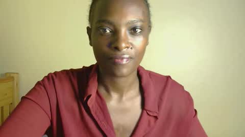 Snapshot of pretty_rezi chatting on February 26, 2026, 3:38 am pretty_rezi online show from February 26, 2026, 3:38 am