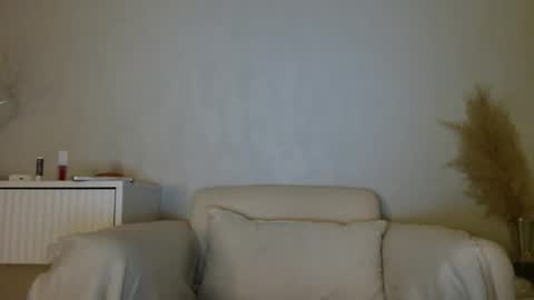 Snapshot of pretty_sharon chatting on February 21, 2025, 2:50 am Sharon online show from February 21, 2025, 2:50 am