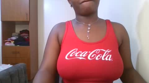 pretty_shila online show from February 8, 2026, 1:36 pm