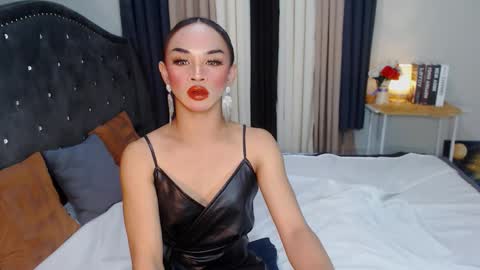 prettyakhira online show from March 5, 2025, 2:45 pm