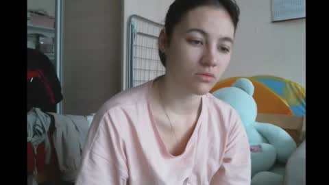 Snapshot of prettybella_7 chatting on January 5, 2025, 5:30 am Bella online show from January 5, 2025, 5:30 am