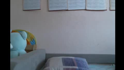 Snapshot of prettybella_7 chatting on February 26, 2025, 10:04 am Bella online show from February 26, 2025, 10:04 am