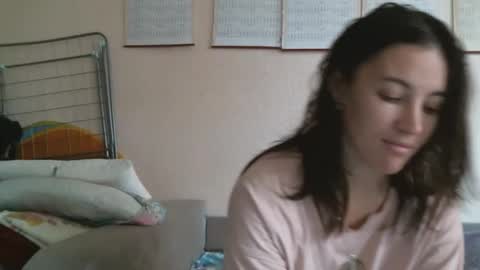 Snapshot of prettybella_7 chatting on October 14, 2025, 11:00 am Bella online show from October 14, 2025, 11:00 am