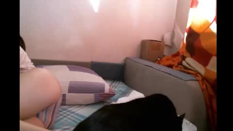 Snapshot of prettybella_7 chatting on October 17, 2025, 4:59 am Bella online show from October 17, 2025, 4:59 am