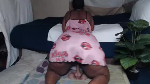 Cindy online show from April 26, 2026, 12:30 am