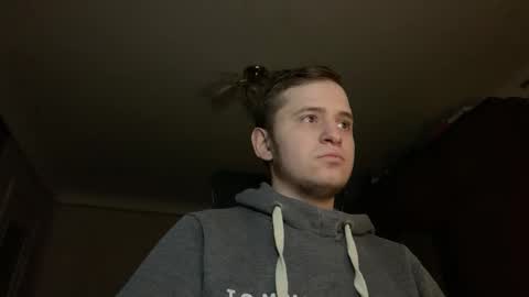 Snapshot of prettyboyhot01 chatting on January 22, 2025, 6:52 am prettyboyhot01 online show from January 22, 2025, 6:52 am