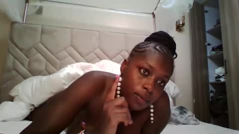 prettydulce online show from January 13, 2026, 4:01 pm