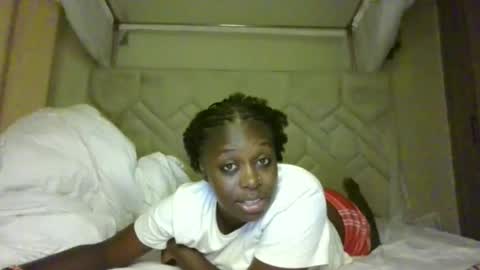 prettydulce online show from March 29, 2026, 11:27 pm