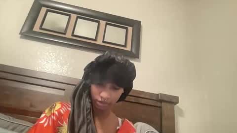 Snapshot of prettyfacefemale chatting on June 6, 2026, 7:29 pm prettyfacefemale online show from June 6, 2026, 7:29 pm