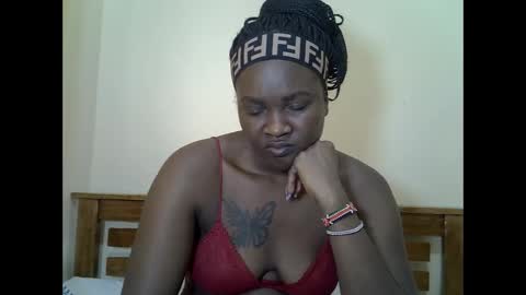 Snapshot of prettyliz30 chatting on April 21, 2026, 5:58 am LILIAN online show from April 21, 2026, 5:58 am