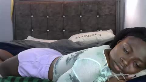 prettynancy19 online show from January 12, 2026, 2:44 pm