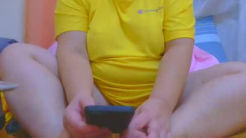 Nhing online show from October 25, 2025, 2:56 pm