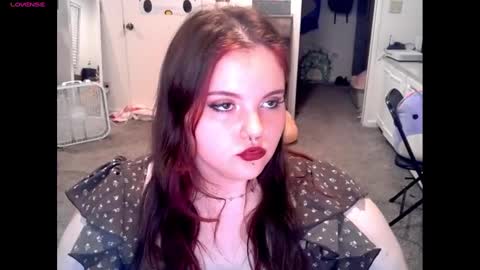 Snapshot of prettypearl123 chatting on September 9, 2025, 9:20 am pretttypearl online show from September 9, 2025, 9:20 am