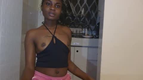 Snapshot of prettypety892182 chatting on September 9, 2025, 1:27 am prettypety892182 online show from September 9, 2025, 1:27 am