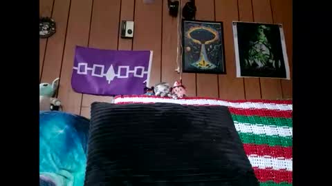 Snapshot of prettysolidd7 chatting on January 1, 2025, 3:03 pm prettysolidd7 online show from January 1, 2025, 3:03 pm