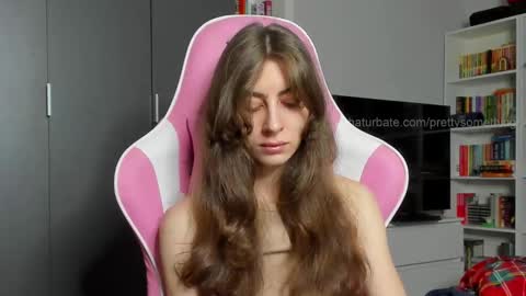 Sophie  next stream will be at Monday  i will wait you guys  online show from November 17, 2025, 6:30 am