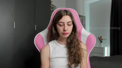 Sophie  next stream will be at Monday  i will wait you guys  online show from April 16, 2026, 7:09 am