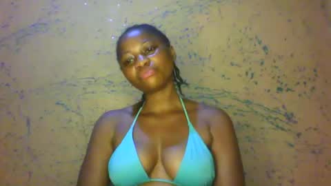 Snapshot of prettyxxpac chatting on February 16, 2026, 9:55 pm prettyxxpac online show from February 16, 2026, 9:55 pm