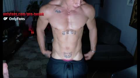 Snapshot of pretwunk chatting on April 26, 2026, 9:34 pm pretwunk online show from April 26, 2026, 9:34 pm