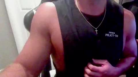 Snapshot of prezzo402 chatting on May 22, 2026, 6:31 am Prezzo402 online show from May 22, 2026, 6:31 am