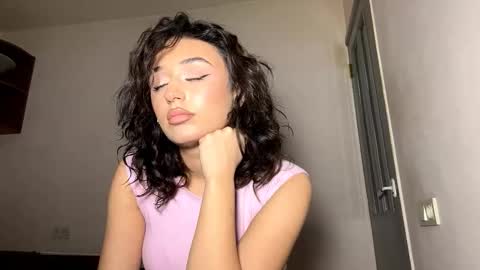 Sofi online show from December 18, 2025, 2:23 pm