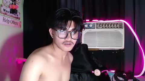 primekiannx_ online show from February 10, 2026, 4:27 am